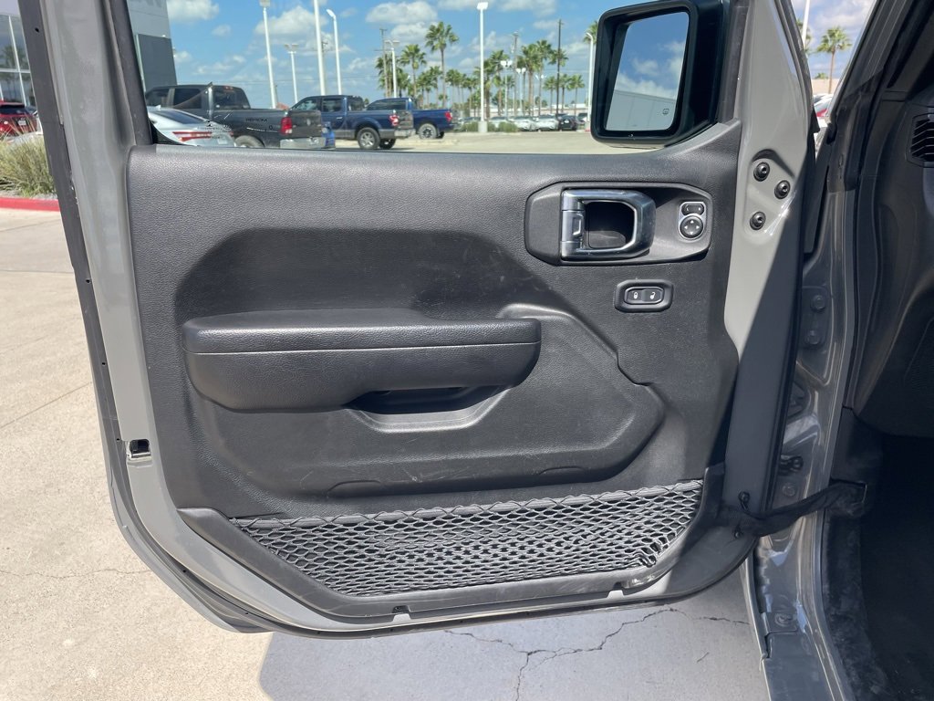 Used 2023 Jeep Gladiator Sport image 12