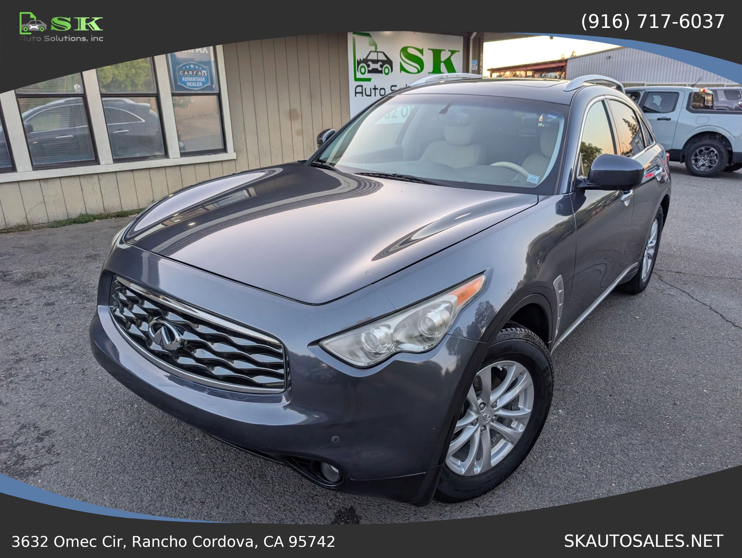 Used 2009 INFINITI FX35 AWD w/ Navigation Pkg image 1