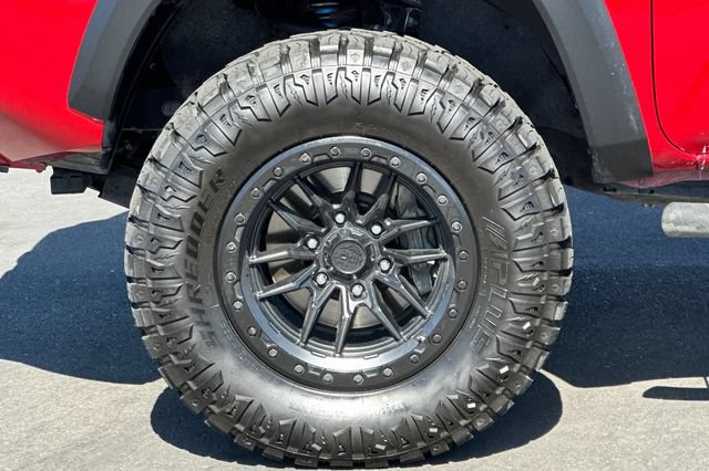 Used 2020 Toyota Tacoma TRD Off-Road w/ Technology Package AWD/4WD image 28