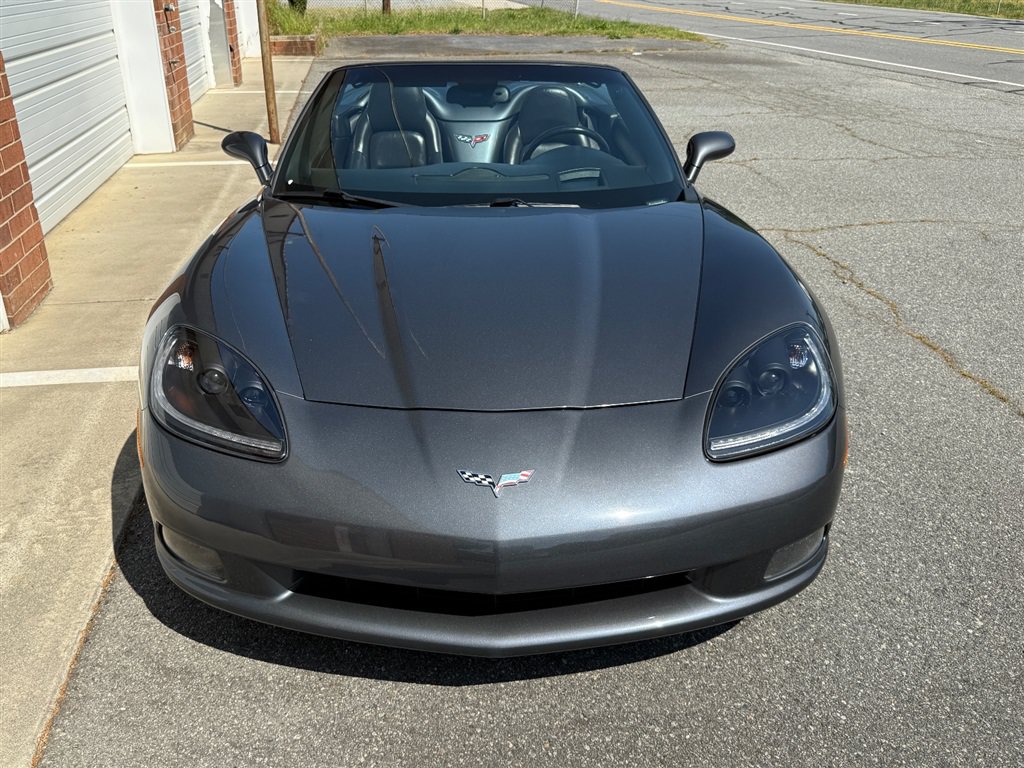 Used 2009 Chevrolet Corvette Convertible w/ Preferred Equipment Group RWD image 14