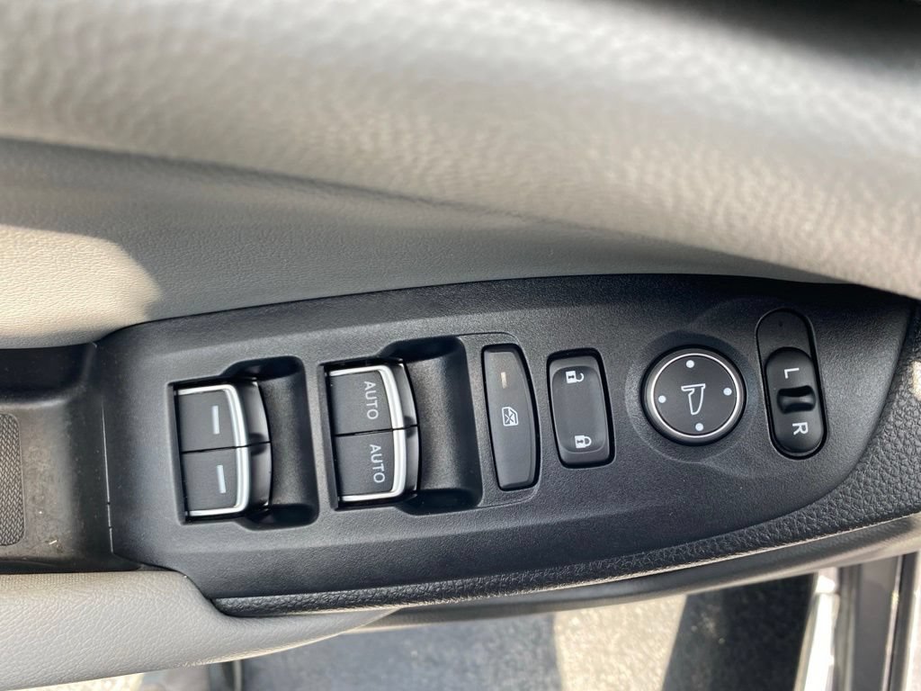 Used 2018 Honda Accord EX-L image 17