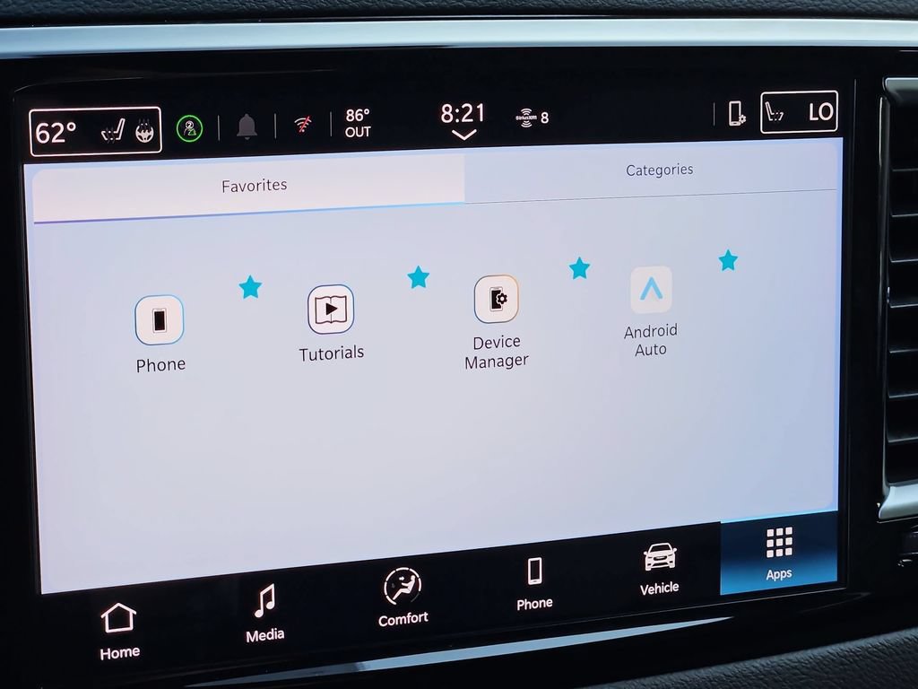 Used 2025 Chrysler Pacifica Select FWD image 17