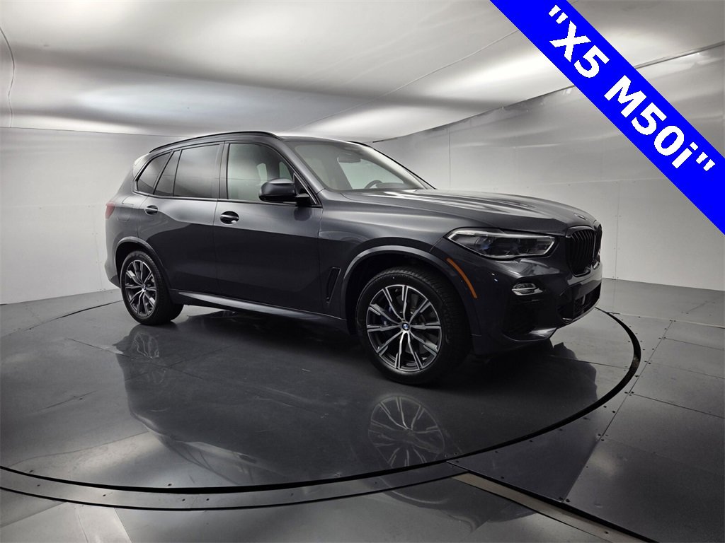 Used 2021 BMW X5 M50i w/ Executive Package image 3