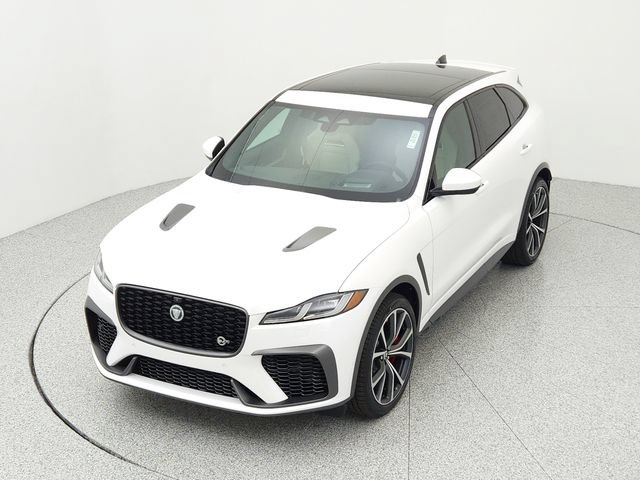 Certified 2026 Jaguar F-PACE SVR AWD/4WD image 13