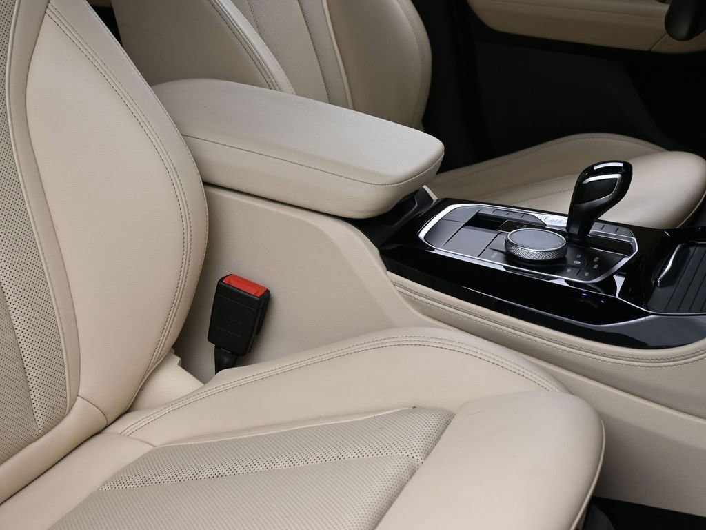 Used 2022 BMW X4 xDrive30i w/ Convenience Package image 46