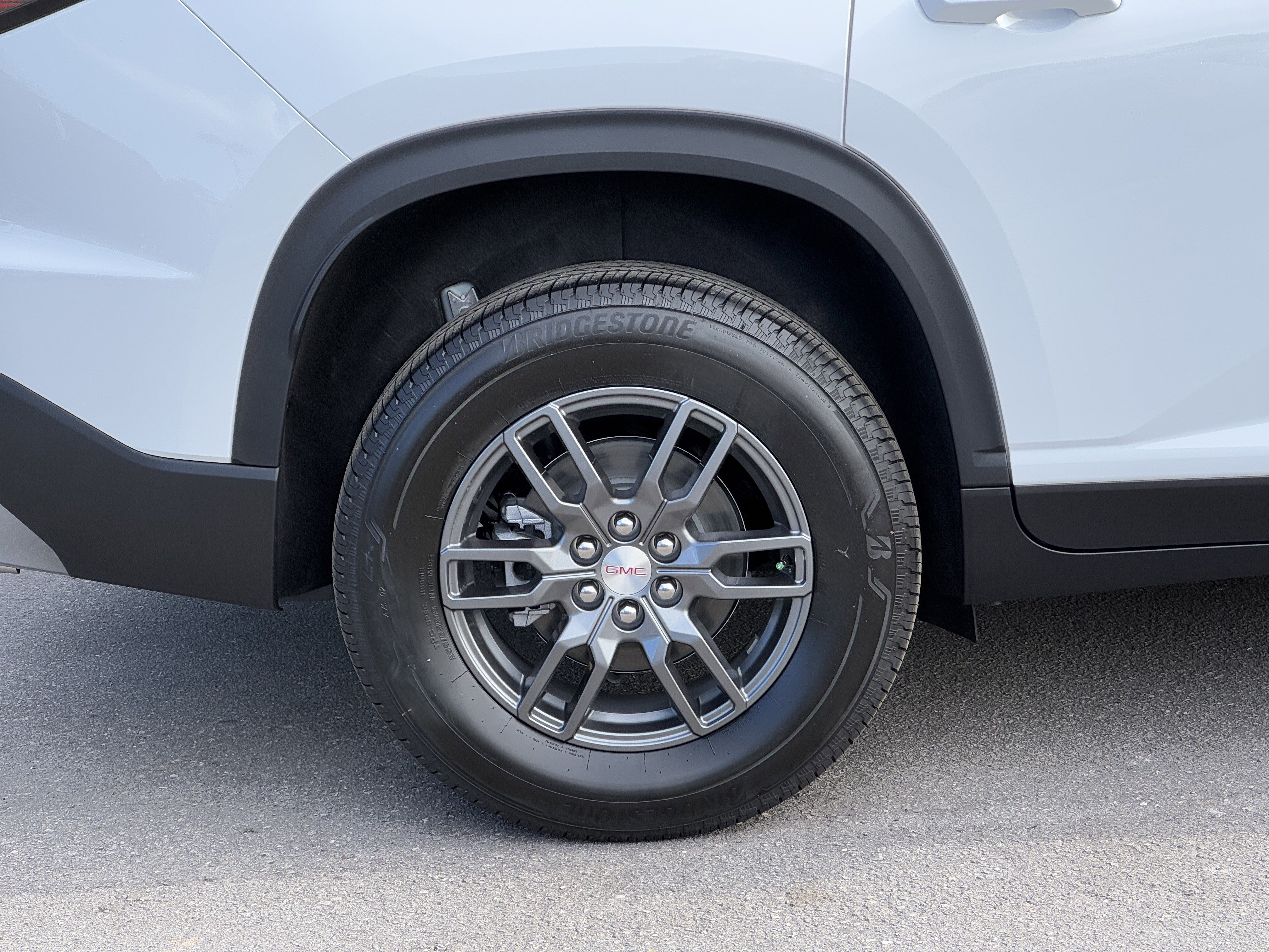 New 2026 GMC Acadia Elevation image 9