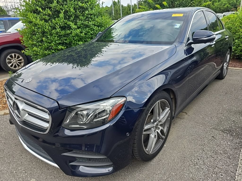 Used 2019 Mercedes-Benz E 300 image 4
