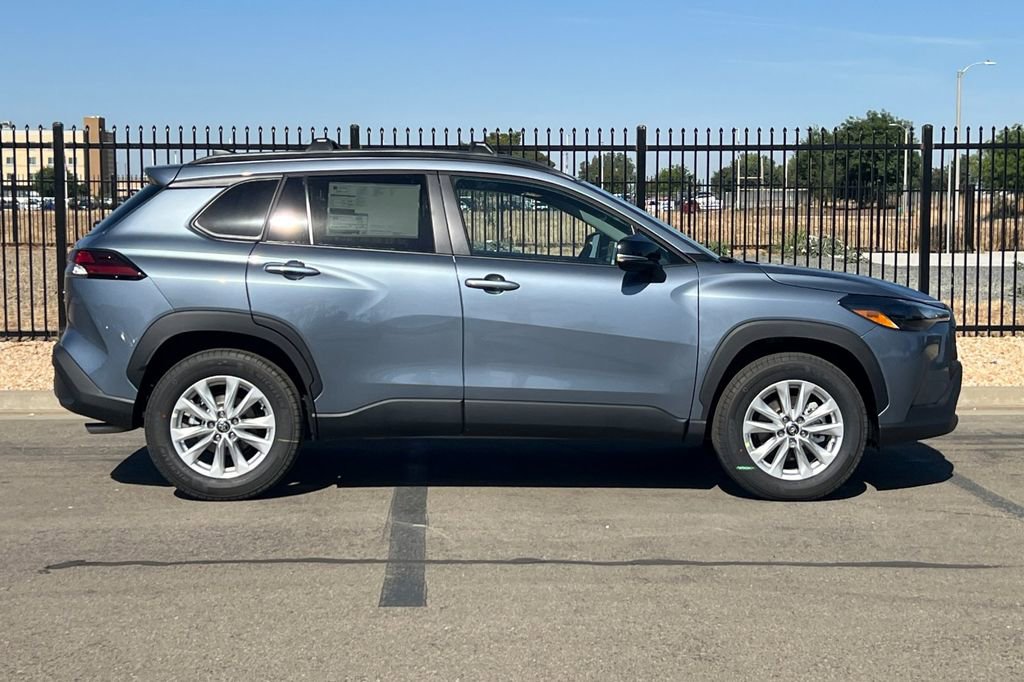 New 2026 Toyota Corolla Cross LE AWD/4WD image 3