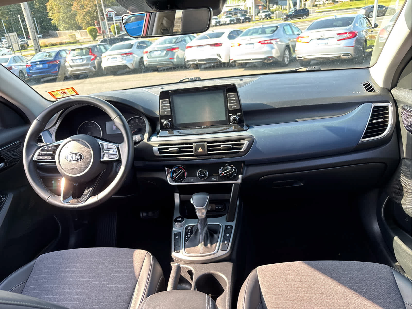 Used 2021 Kia Seltos S AWD/4WD image 25