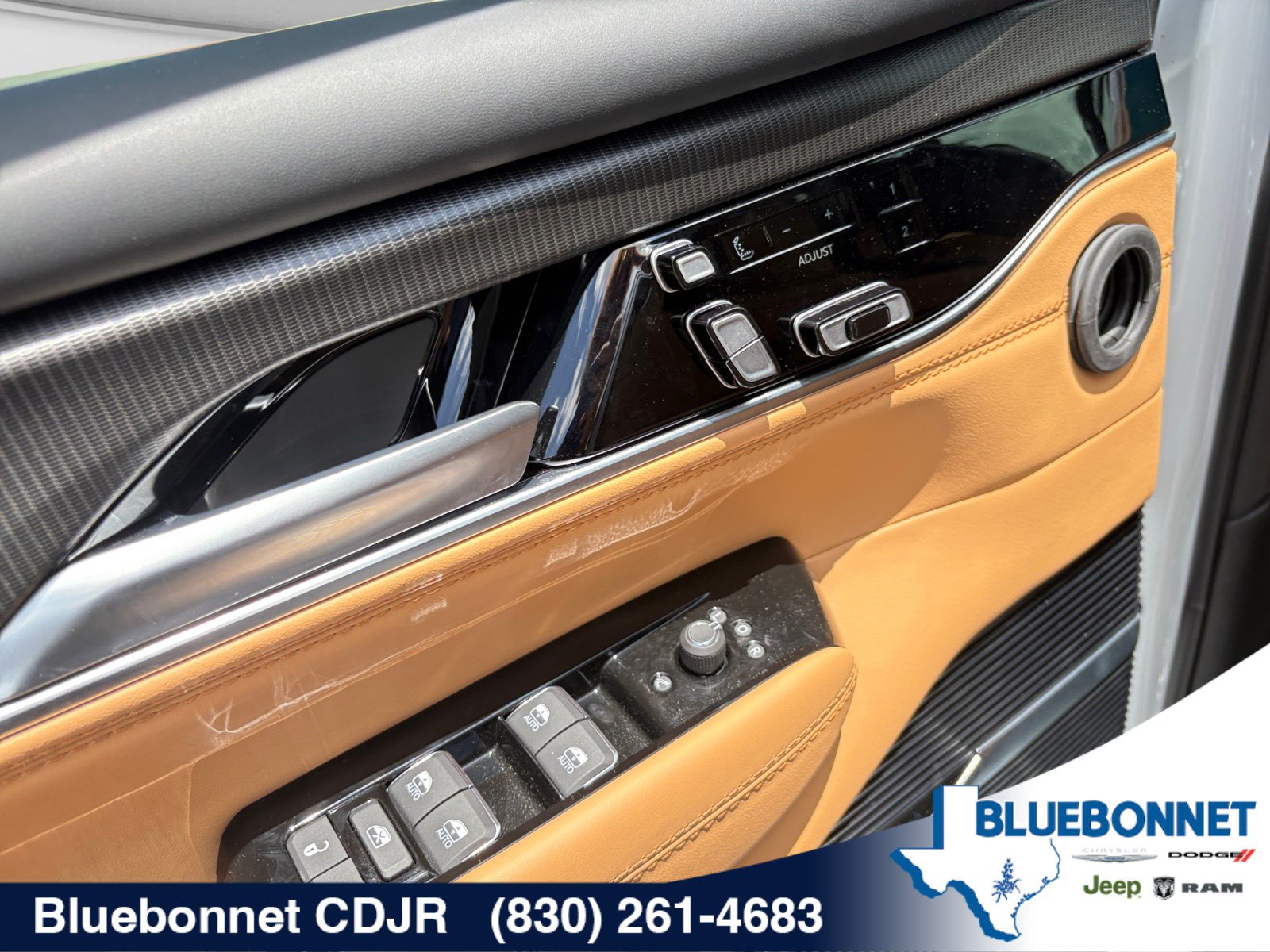 New 2026 Jeep Grand Wagoneer Summit AWD/4WD image 10