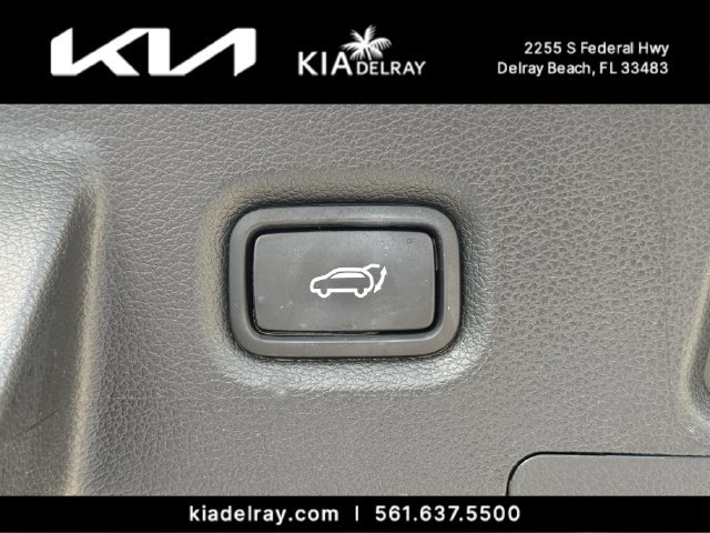 Used 2023 Hyundai Santa Fe Calligraphy w/ Cargo Package FWD image 9