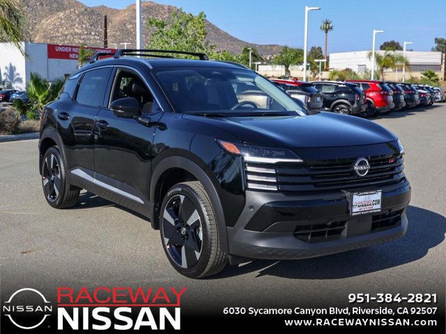 New 2025 Nissan Kicks SR