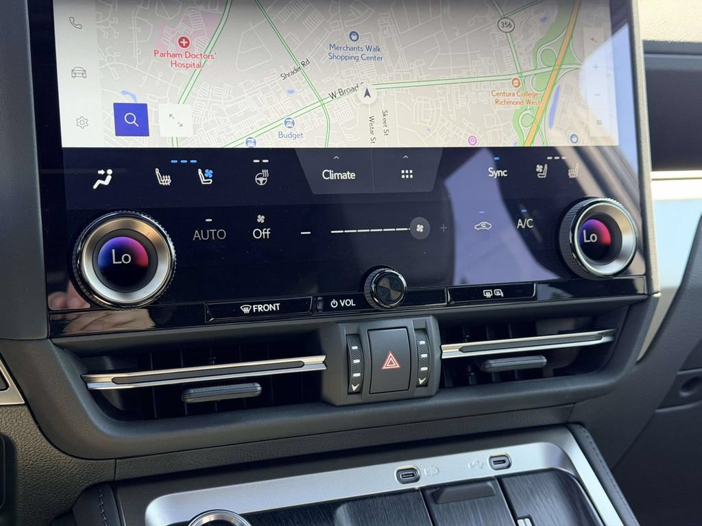 Used 2024 Lexus GX 550 AWD/4WD image 5