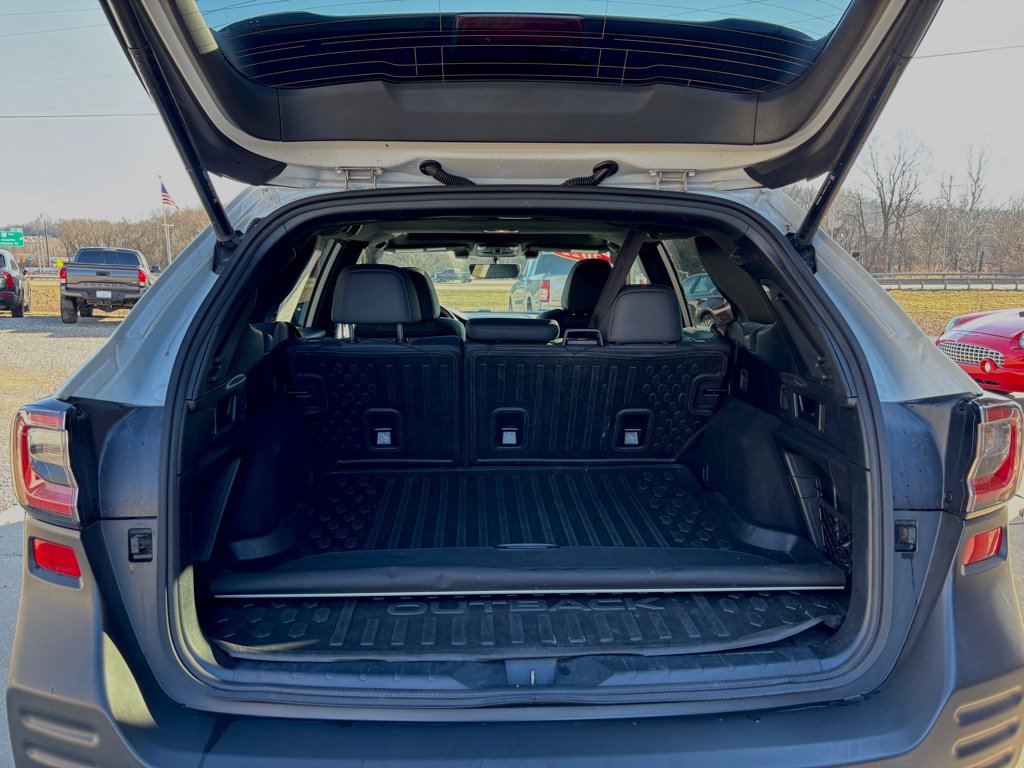 Used 2022 Subaru Outback Wilderness image 8
