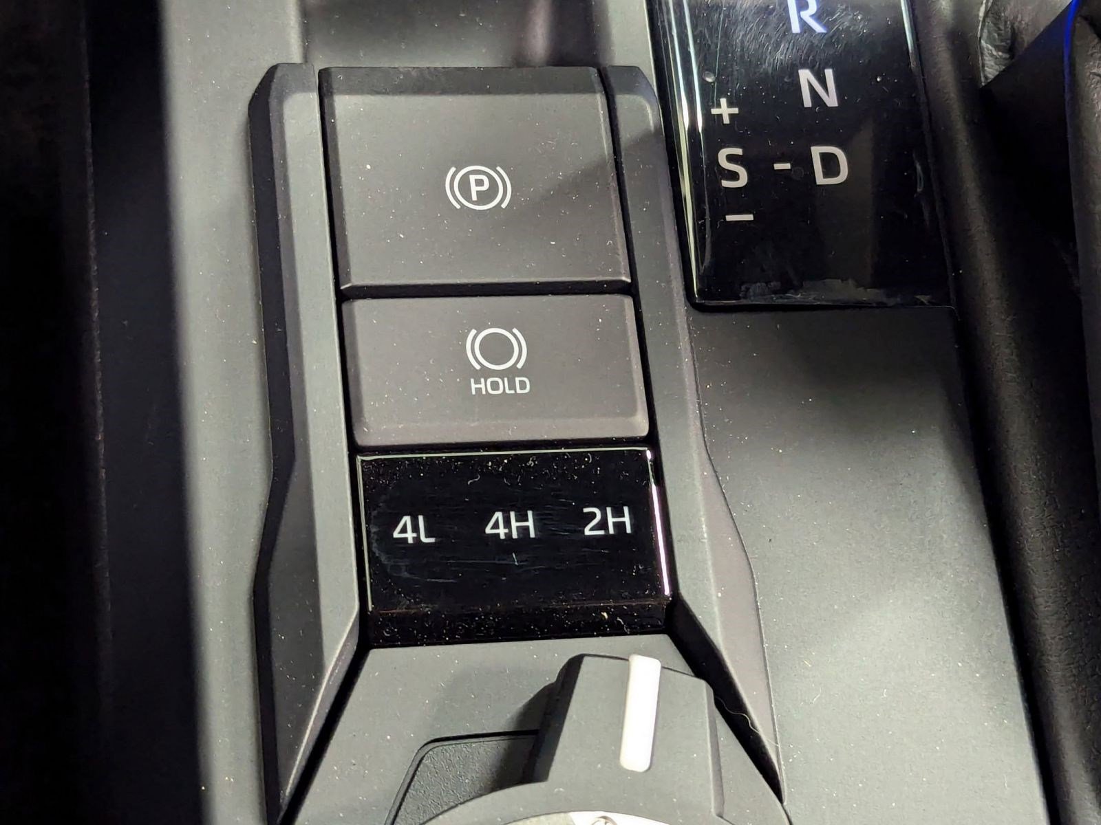 New 2025 Toyota Tacoma SR image 30