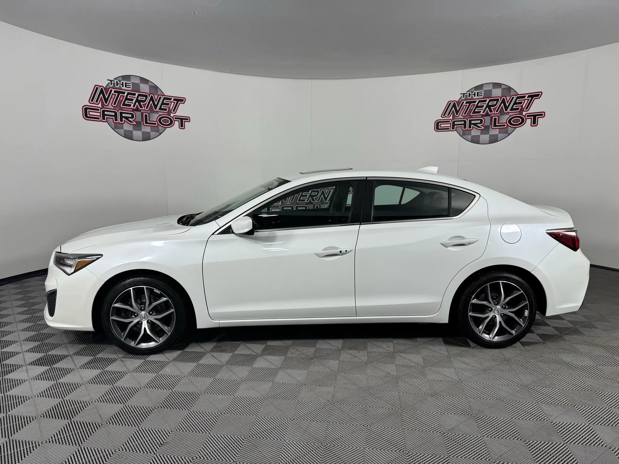 Used 2021 Acura ILX w/ Premium Package image 4