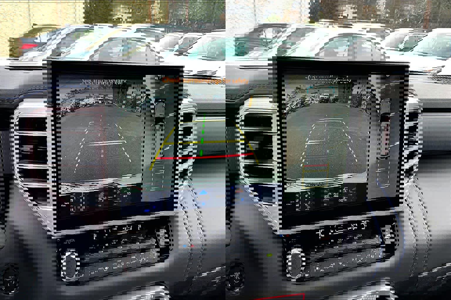 Used 2025 Toyota Sequoia Platinum image 25