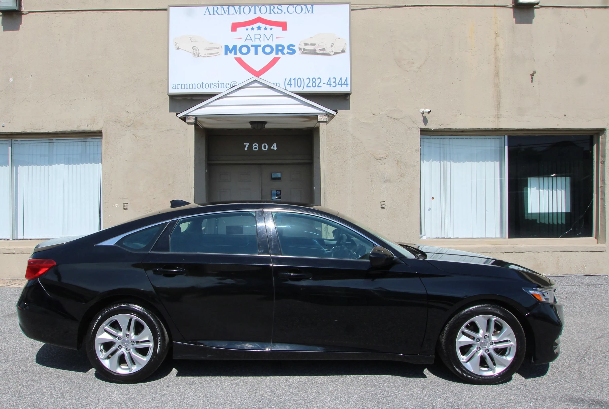 Used 2018 Honda Accord LX image 4