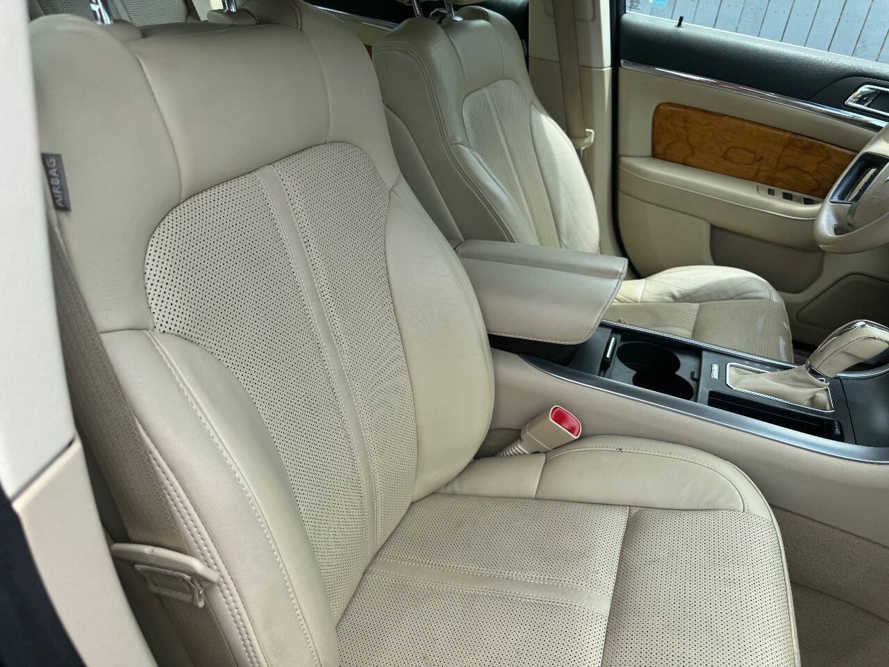Used 2011 Lincoln MKS w/ 102A Rapid Spec Order Code FWD image 11