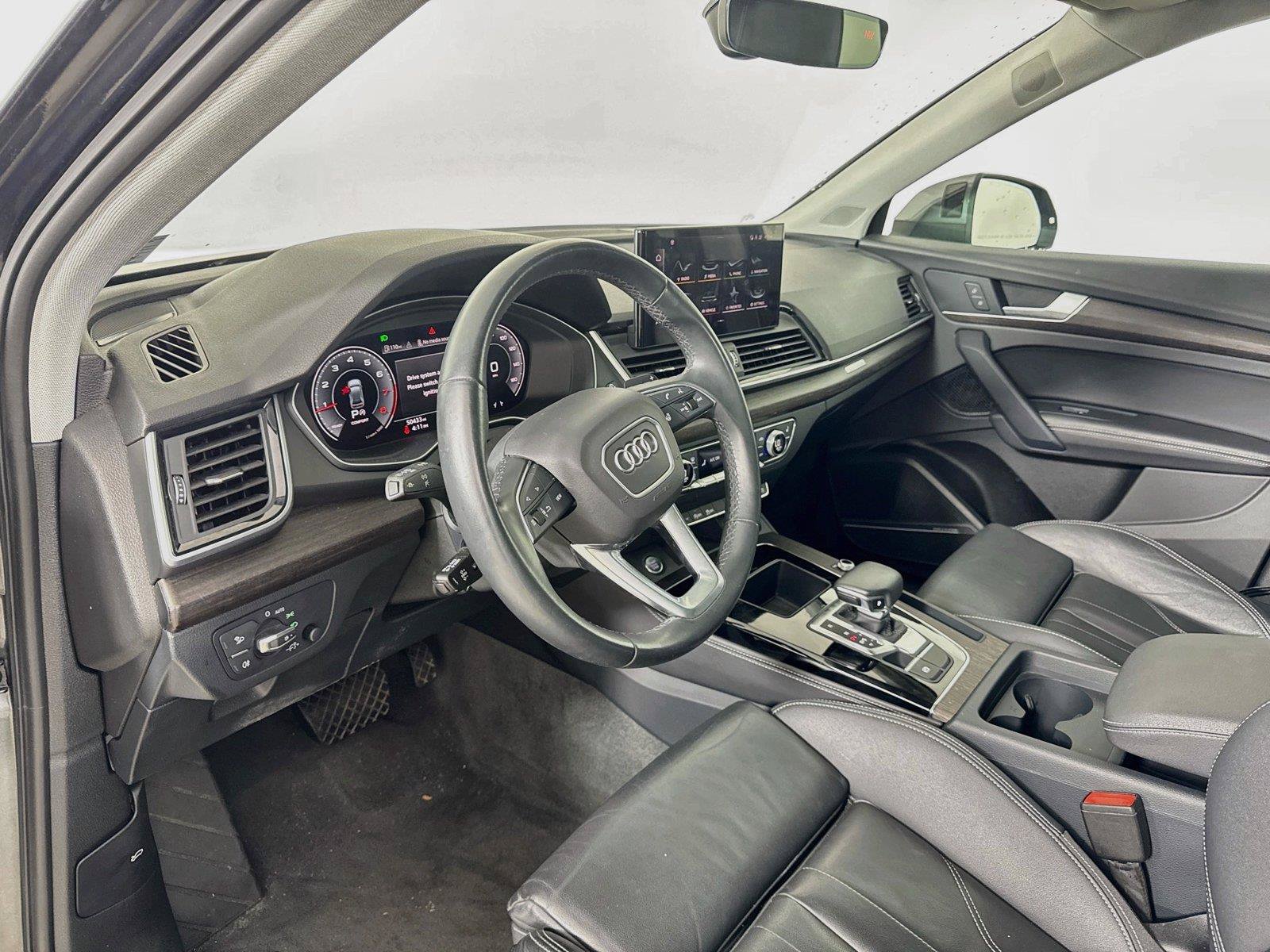 Used 2024 Audi Q5 2.0T Premium Plus AWD/4WD image 9