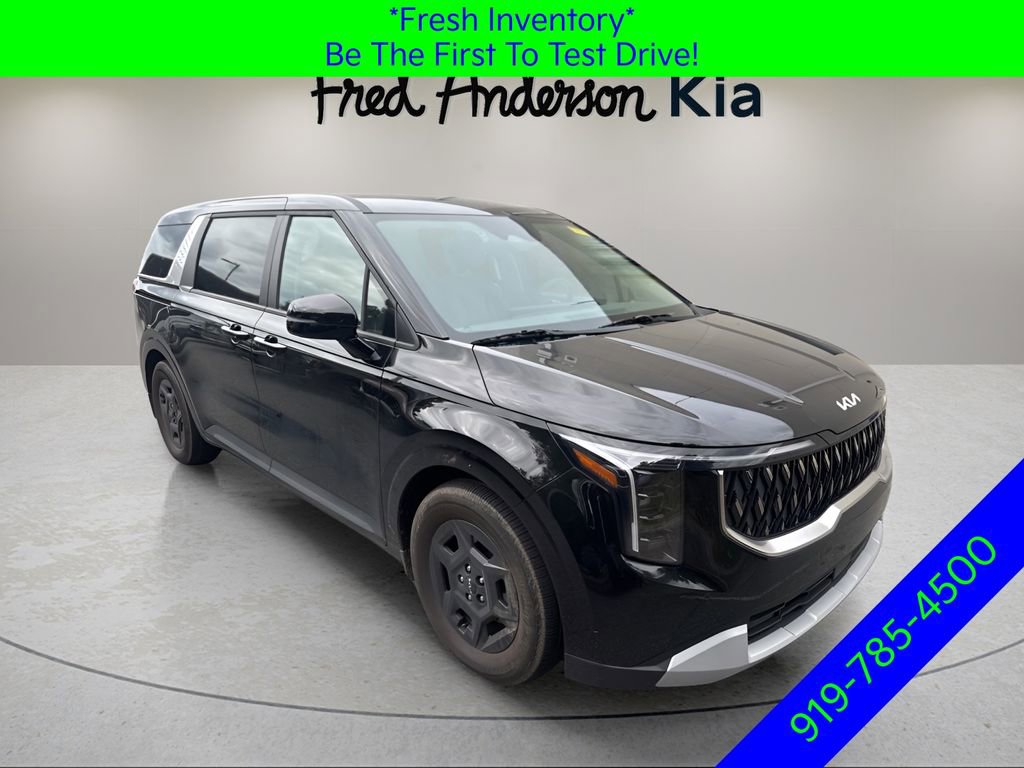 Certified 2025 Kia Carnival