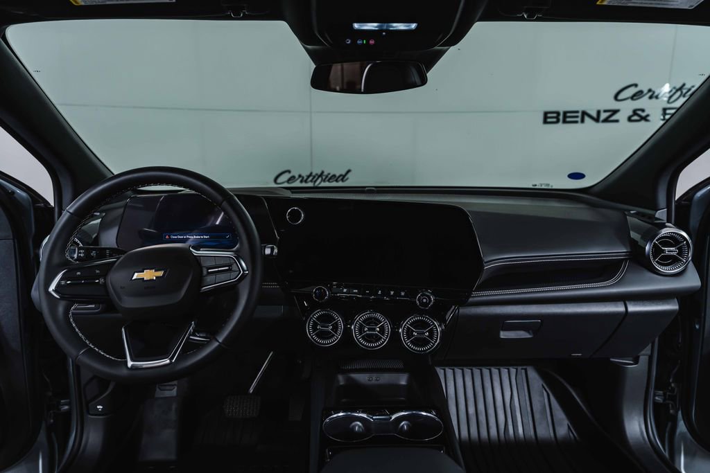 Used 2025 Chevrolet Blazer EV LT image 15
