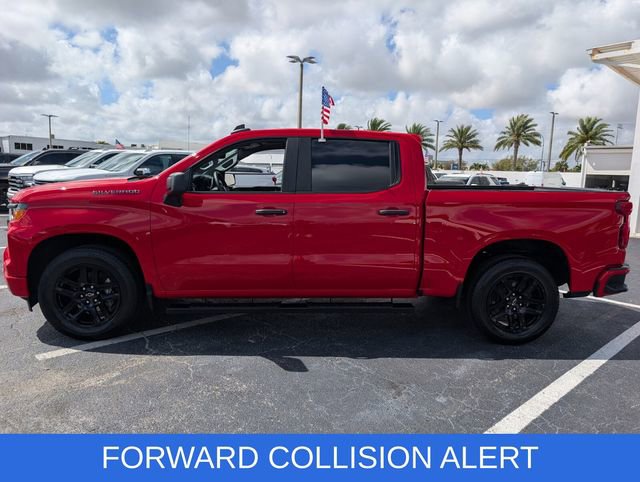 Used 2023 Chevrolet Silverado 1500 Custom image 4