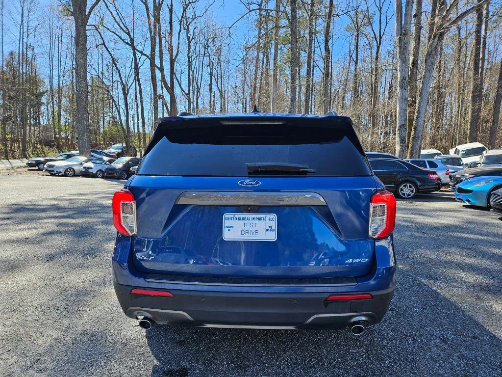 Used 2021 Ford Explorer XLT w/ Equipment Group 202A image 5