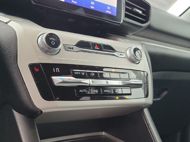 Used 2021 Ford Explorer XLT RWD image 25
