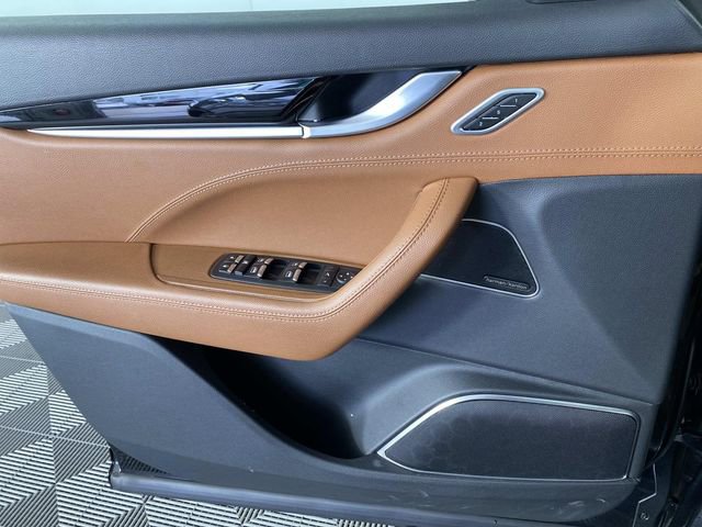 Used 2023 Maserati Levante GT AWD/4WD image 23