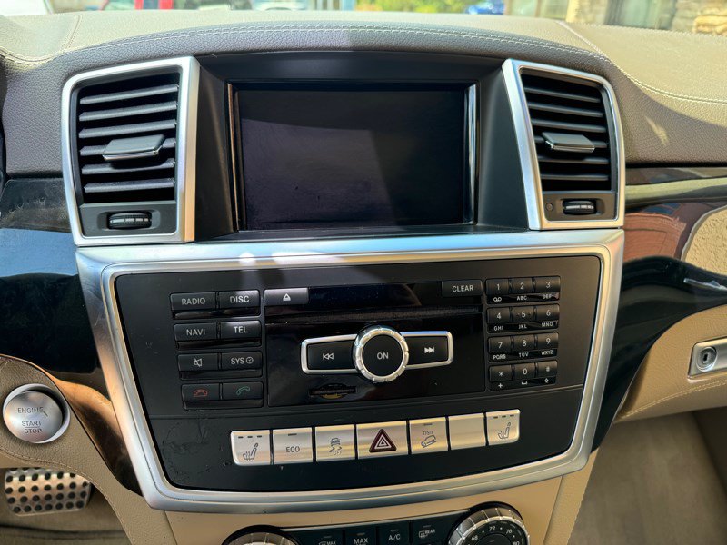 Used 2015 Mercedes-Benz ML 400 4MATIC image 13