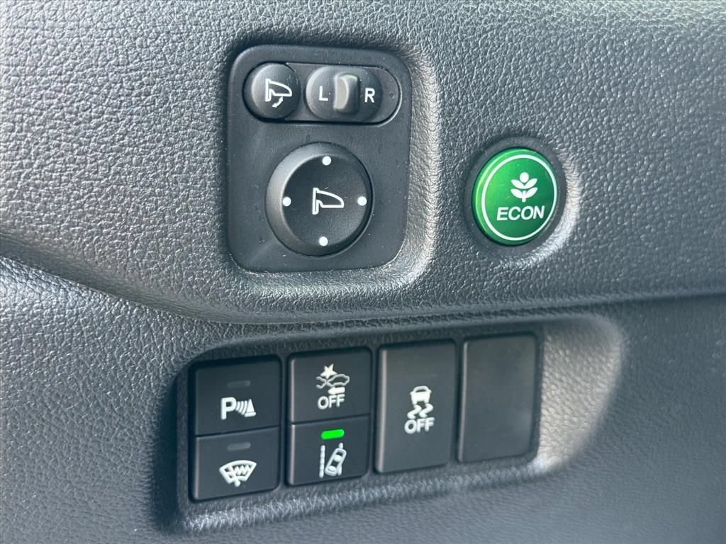 Used 2025 Honda Passport Black Edition image 17