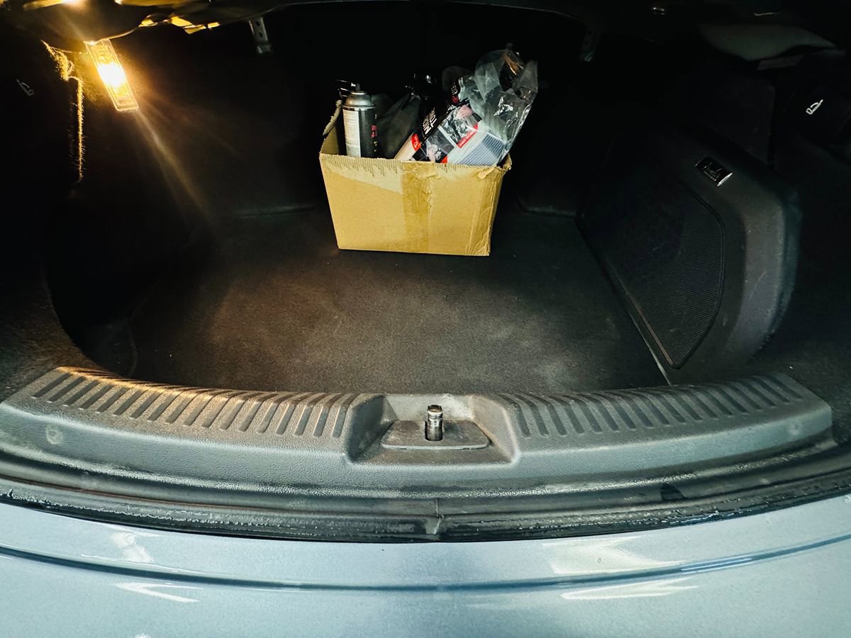 Used 2019 Volkswagen Beetle S image 9