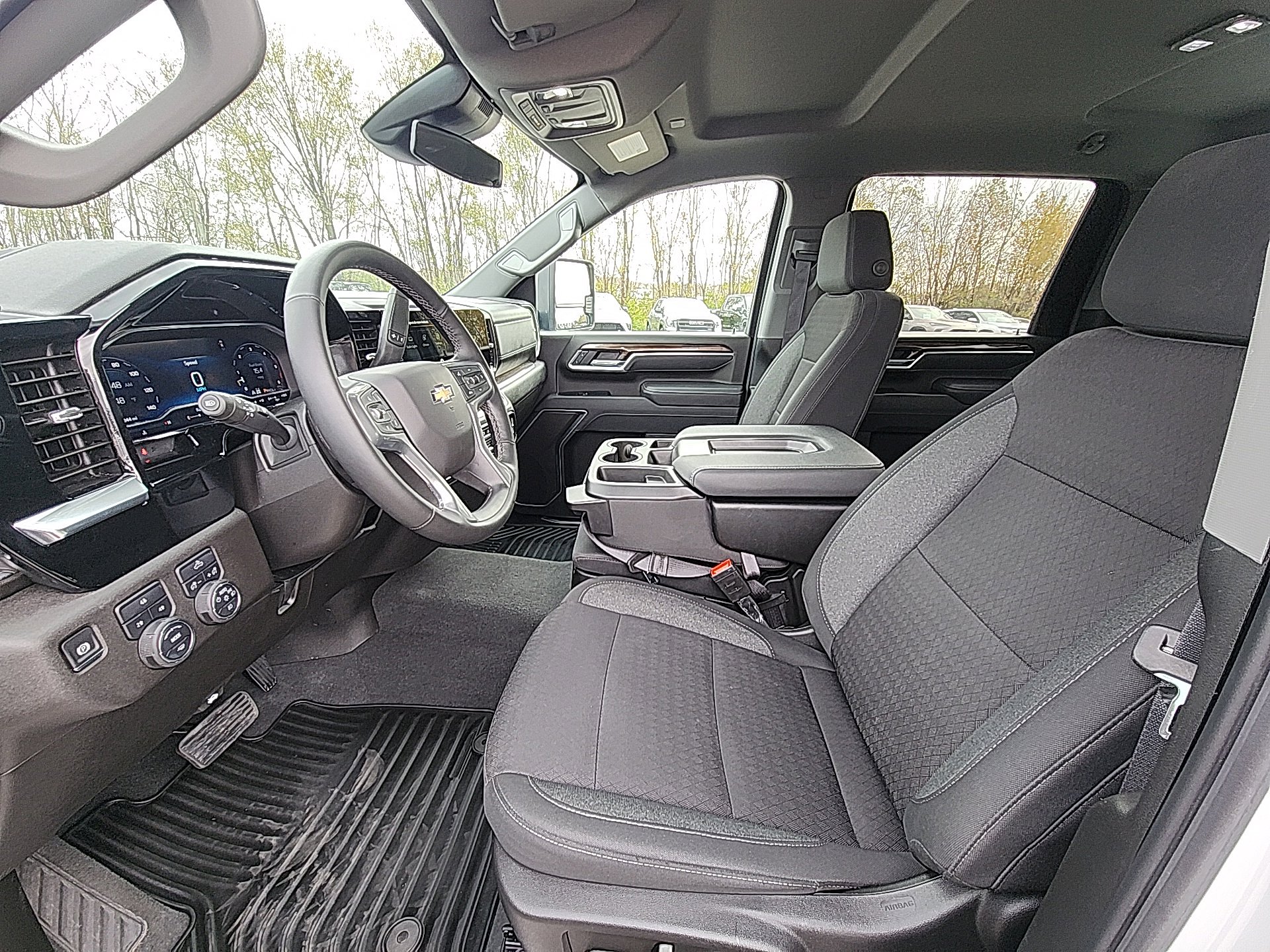 Used 2025 Chevrolet Silverado 2500 LT w/ Convenience Package image 16