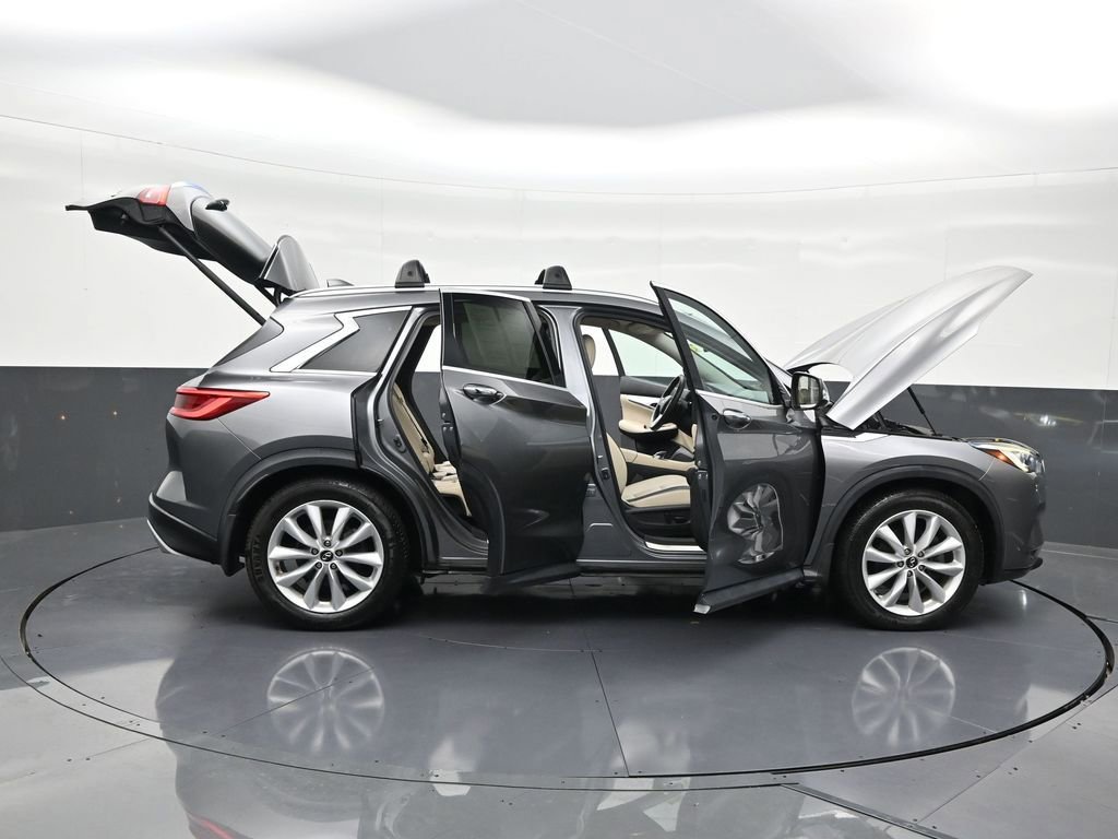 Used 2019 INFINITI QX50 Essential w/ Premium Audio Package image 31