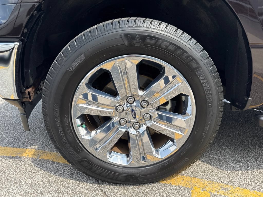 Used 2018 Ford F150 XLT w/ Equipment Group 302A Luxury AWD/4WD image 47