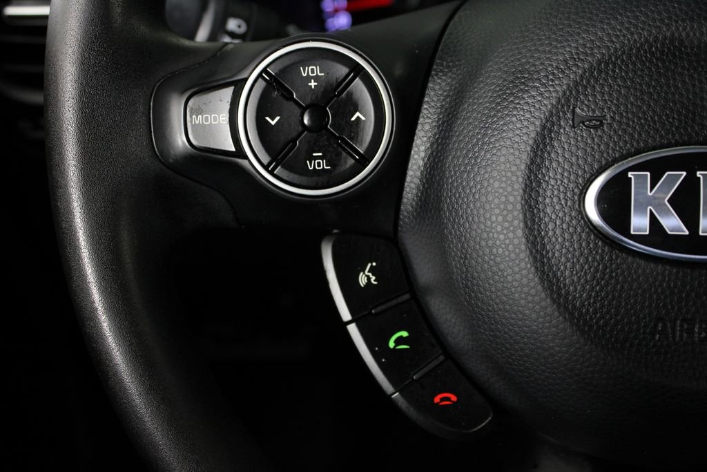Used 2017 Kia Soul image 23