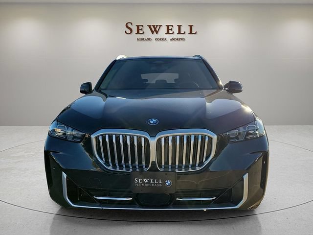 Certified 2025 BMW X5 xDrive50e w/ Premium Package AWD/4WD image 8