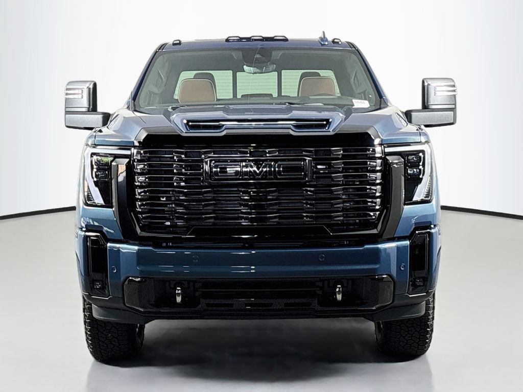New 2026 GMC Sierra 3500 Denali Ultimate w/ LPO, Black Badging Package AWD/4WD image 2