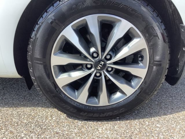 Used 2015 Kia Sedona SX FWD image 33