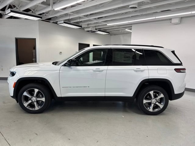 New 2026 Jeep Grand Cherokee Limited AWD/4WD image 4