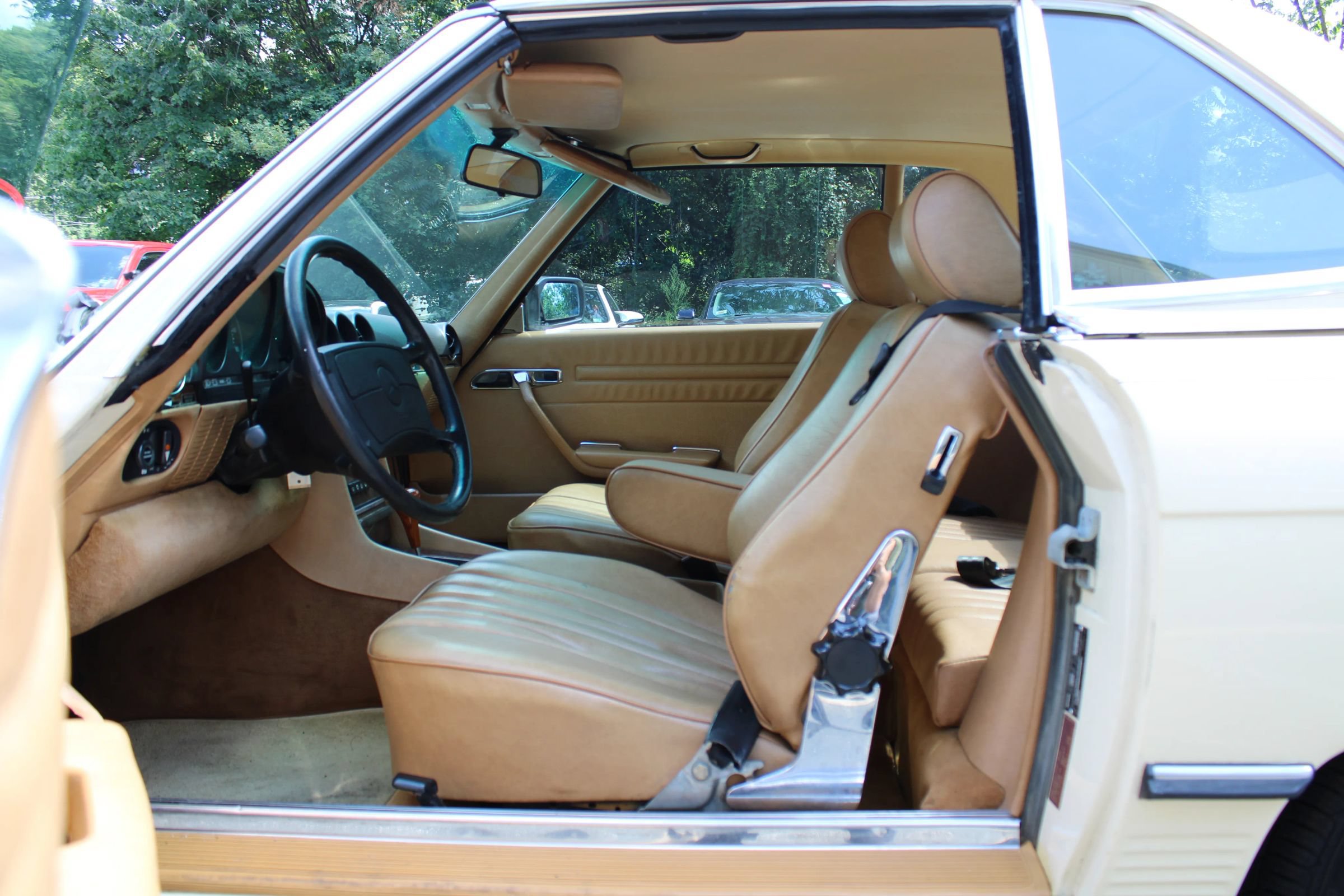 Used 1987 Mercedes-Benz 560 SL image 14