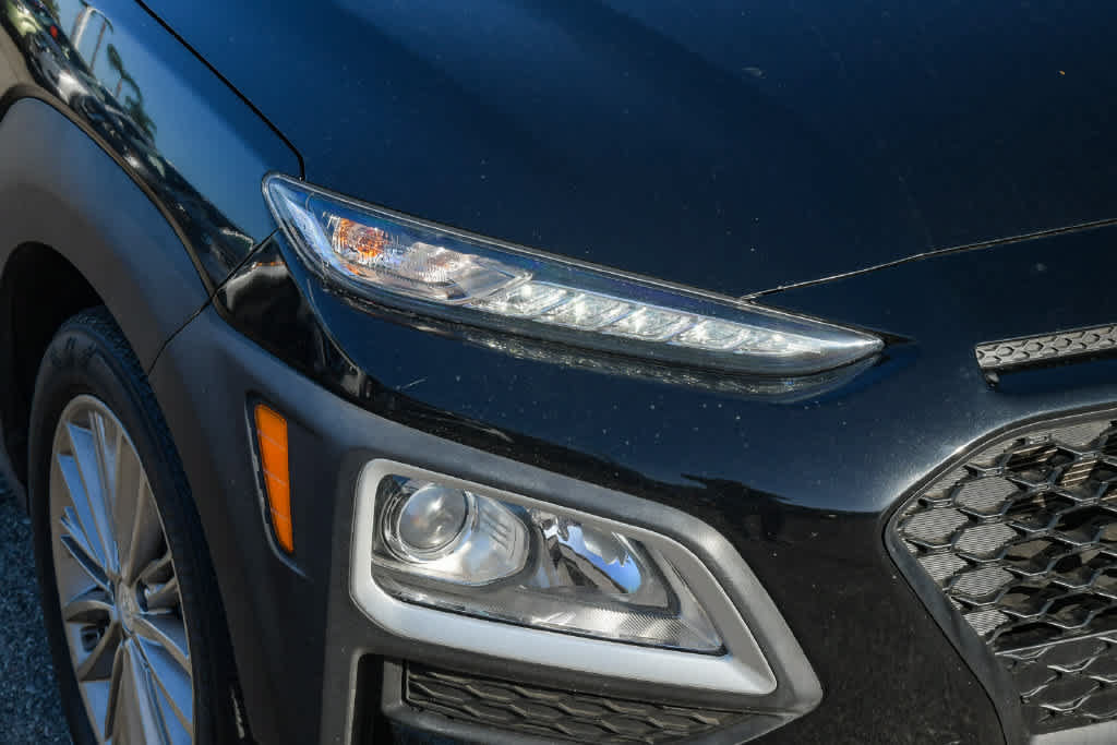 Used 2018 Hyundai Kona SEL FWD image 4