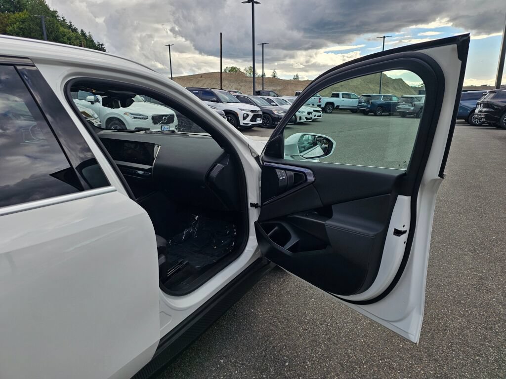 Used 2025 BMW X3 xDrive30i AWD/4WD image 26