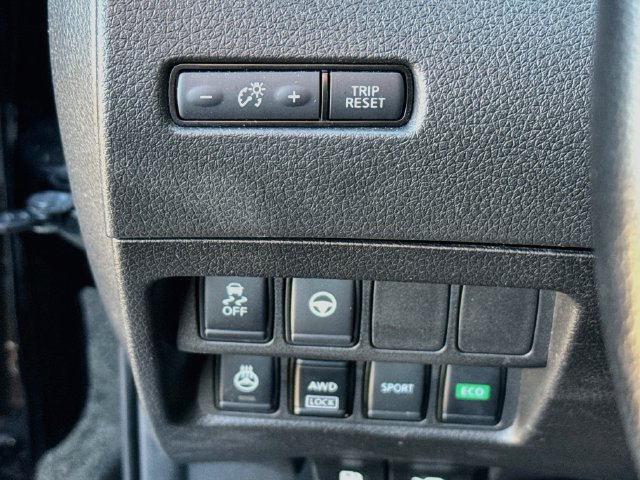 Used 2022 Nissan Rogue Sport SV w/ Technology Package AWD/4WD image 10