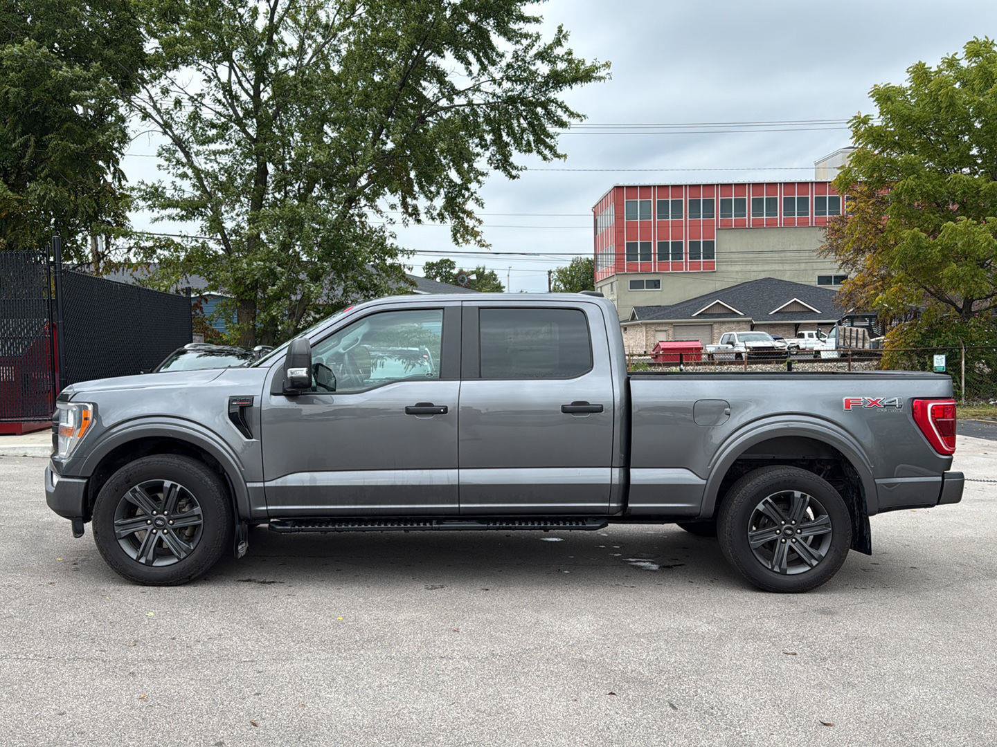 Used 2022 Ford F150 XLT w/ Trailer Tow Package AWD/4WD image 6
