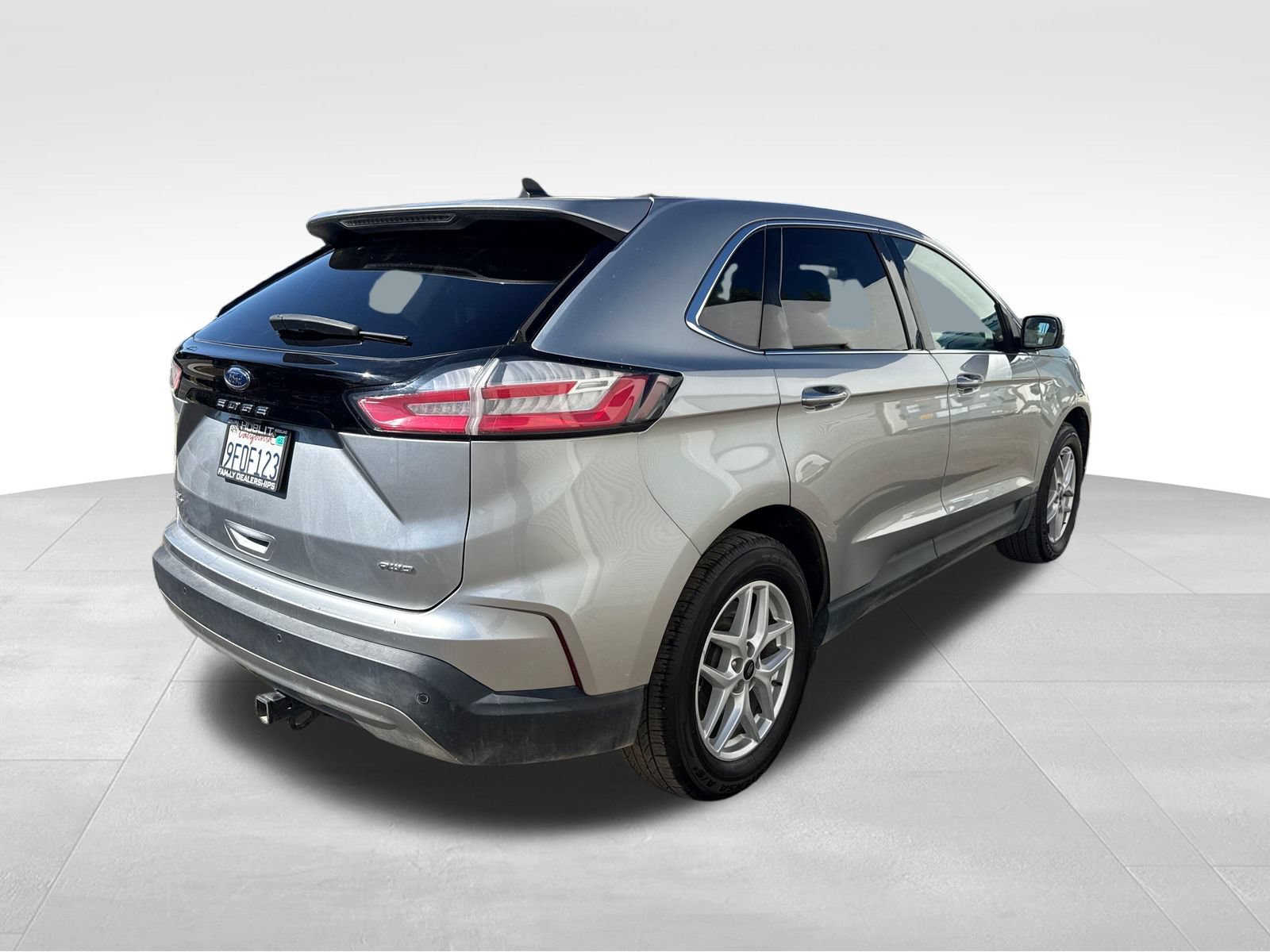 Used 2023 Ford Edge SEL AWD/4WD image 5
