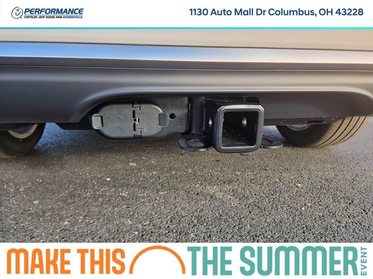 New 2026 Chrysler Pacifica Pinnacle w/ Trailer Tow Group FWD image 11