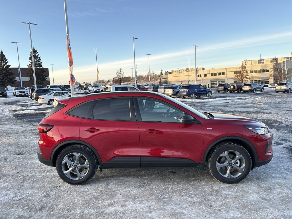 Used 2025 Ford Escape ST-Line w/ Tech Pack #1 image 5