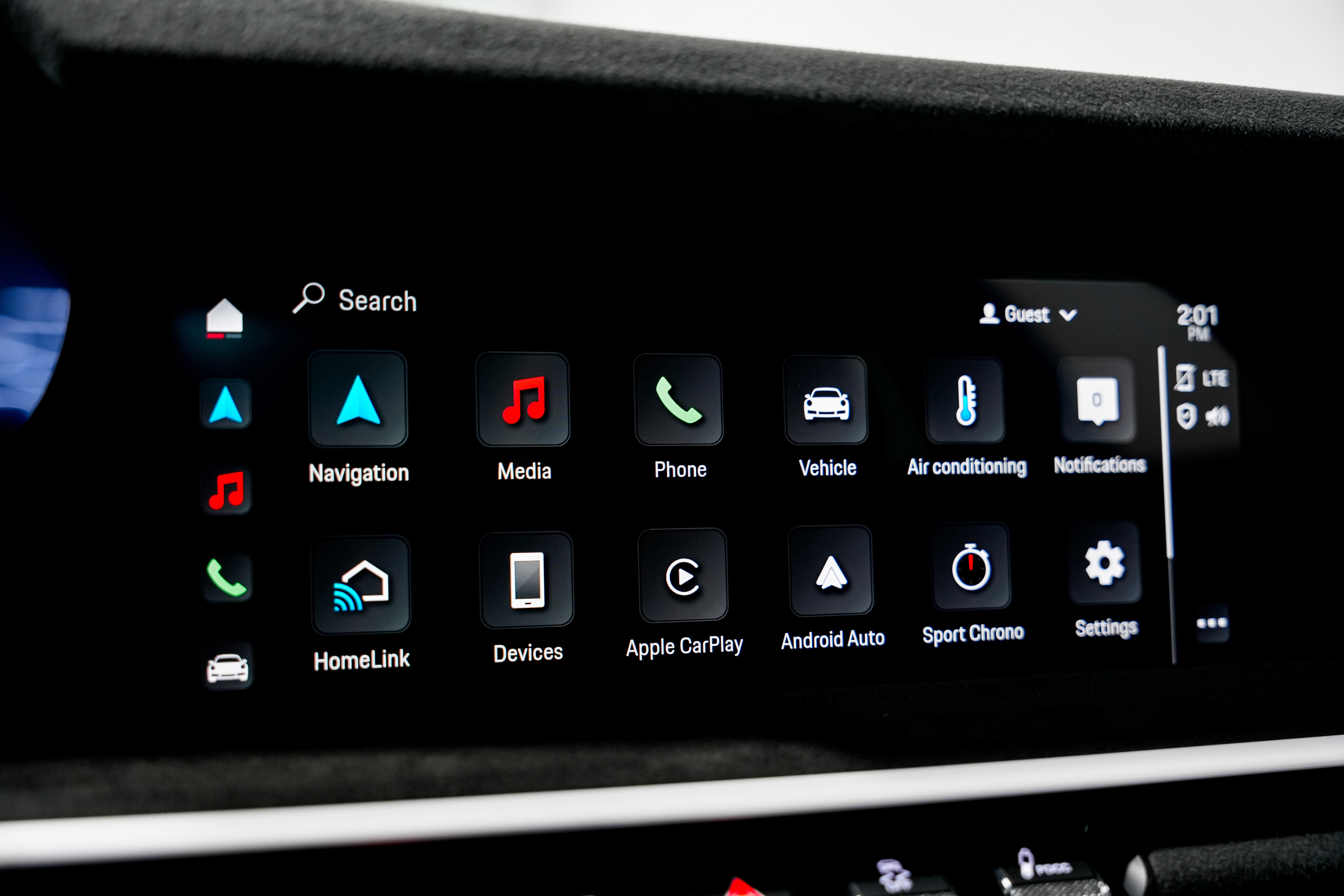 Used 2024 Porsche 911 Dakar image 16